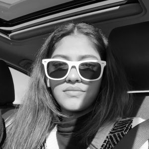 Meet your Posher, Bee